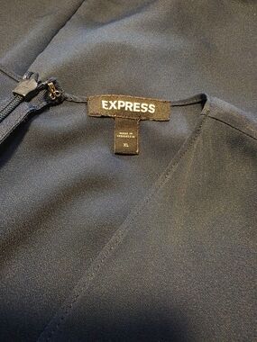 EXPRESS Navy XL V-Neck Blouse